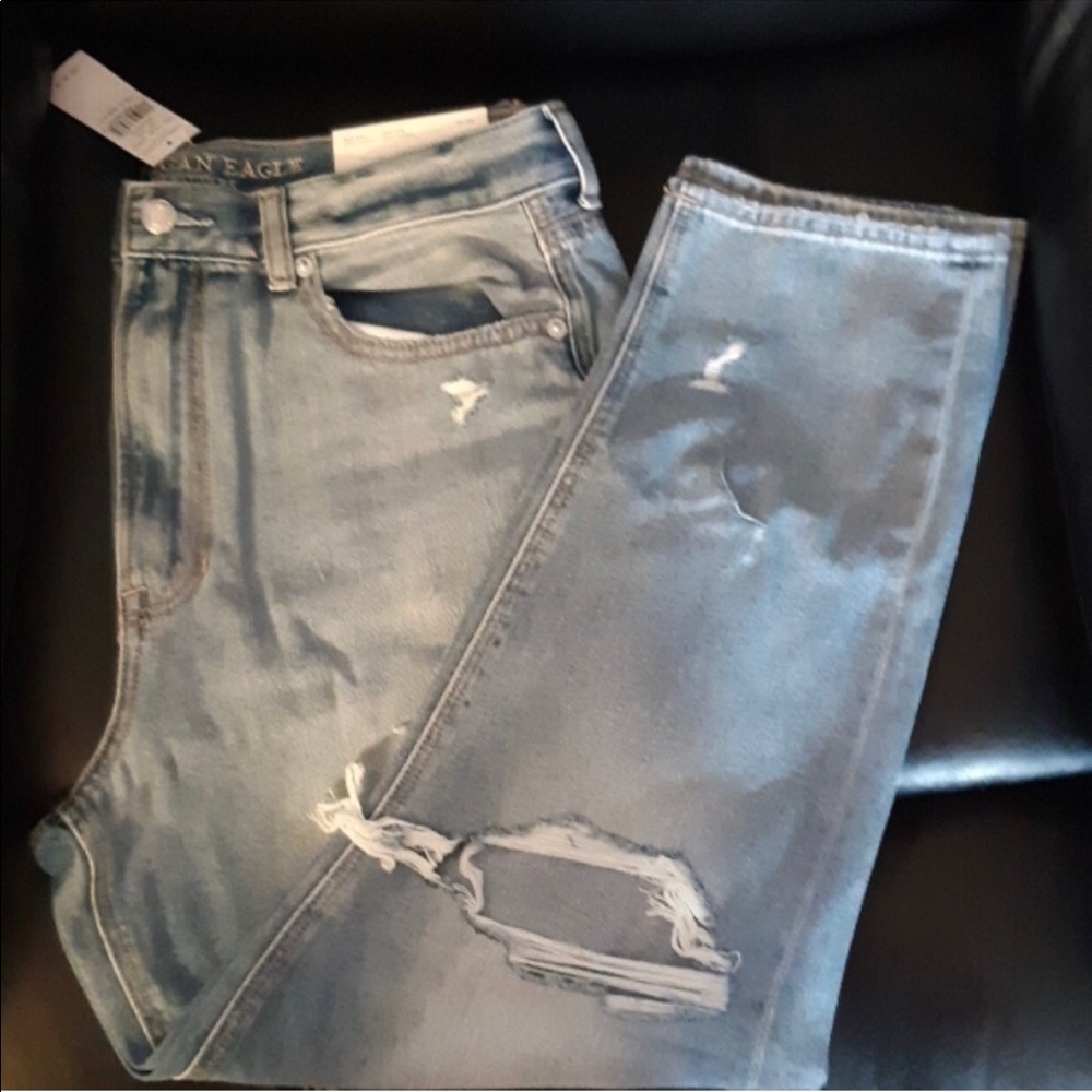 American Eagle mom jeans
